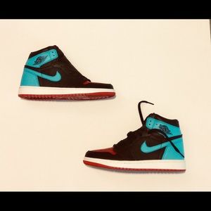 SOLD | Nike Air Jordan Retro 1 “ UNC to Chicago “
